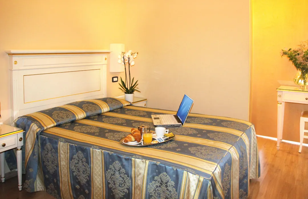 Hotel Regit-1