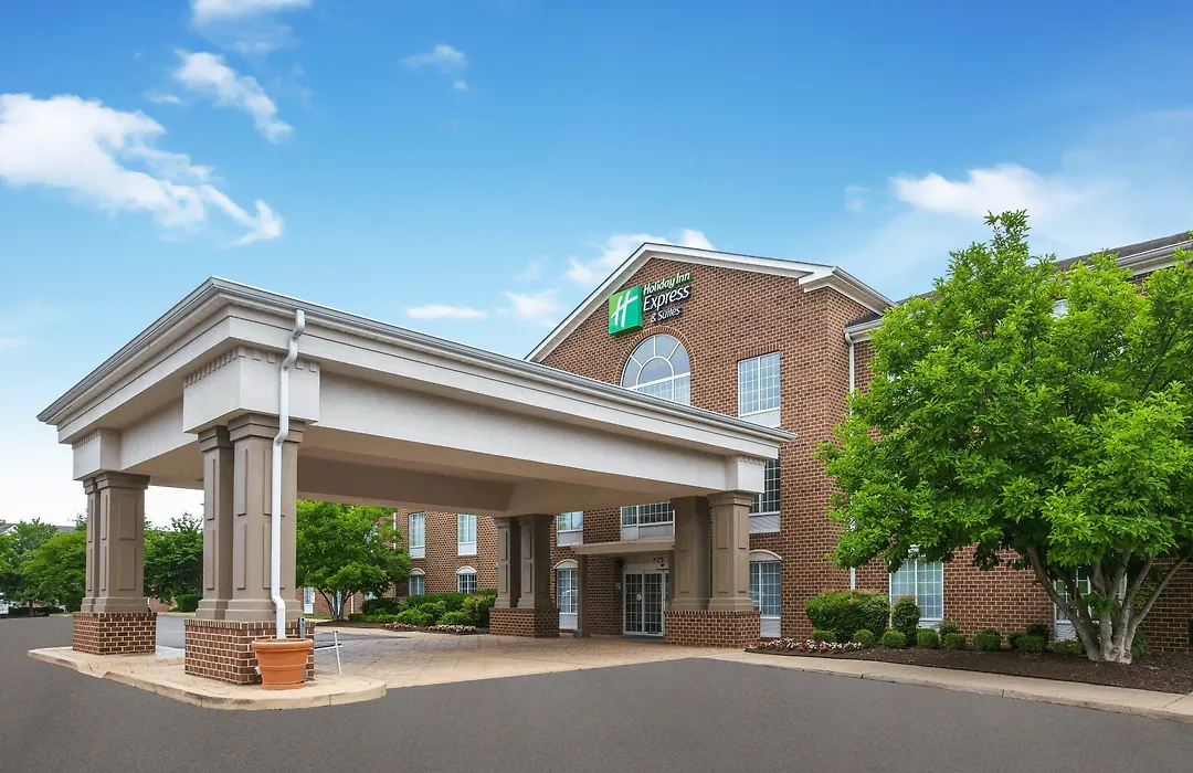 Holiday Inn Express Hotel & Suites Warrenton By Ihg-1