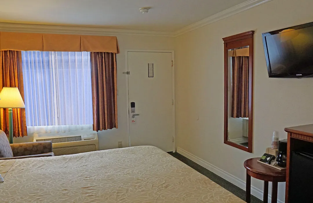Redondo Inn And Suites-1