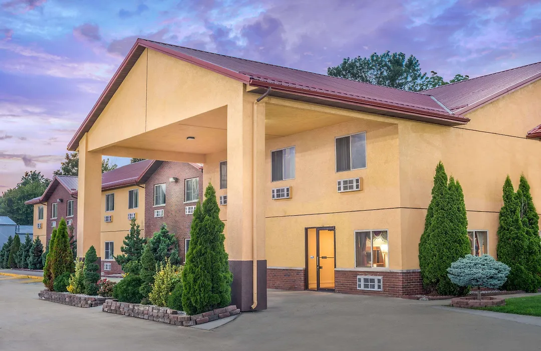 Super 8 By Wyndham Olney-1