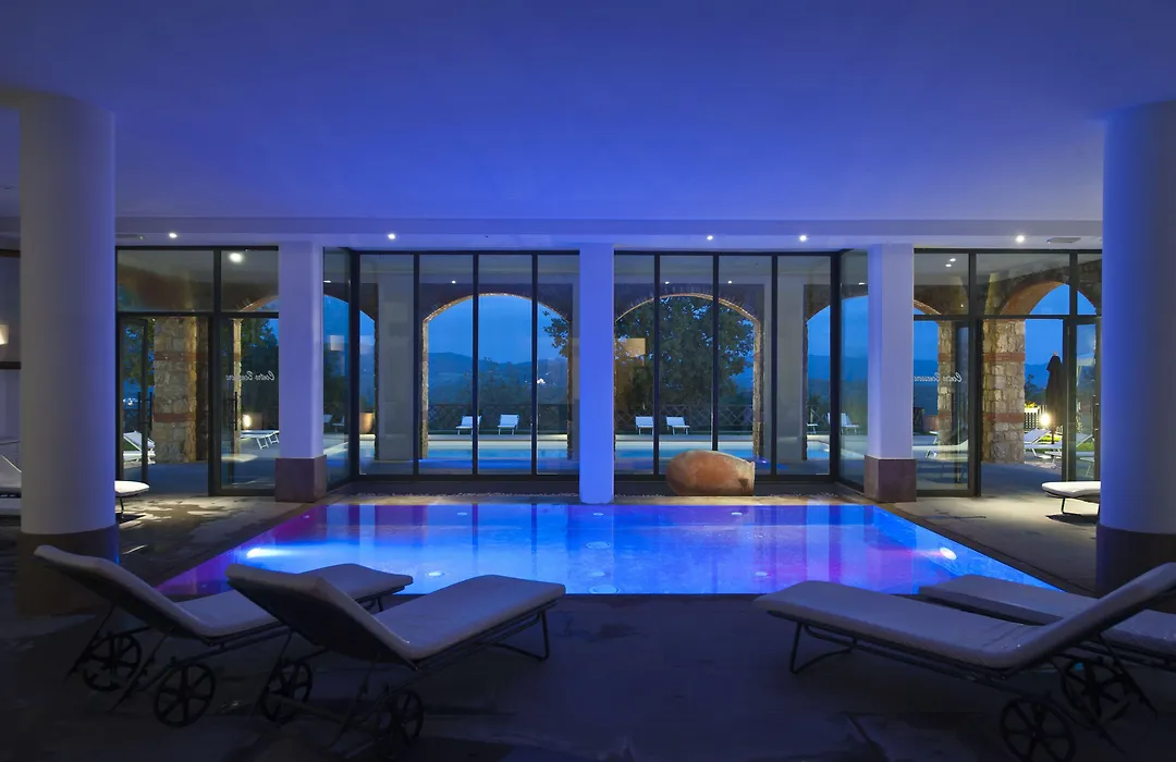 Cdh Hotel Radda-1
