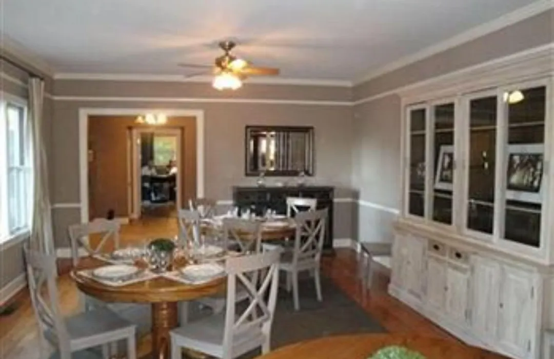 Cinnamon Bear Creekside Inn-1