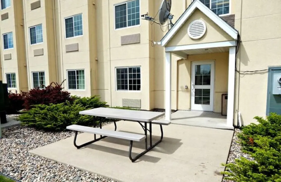 Microtel Inn & Suites By Wyndham Mankato-1