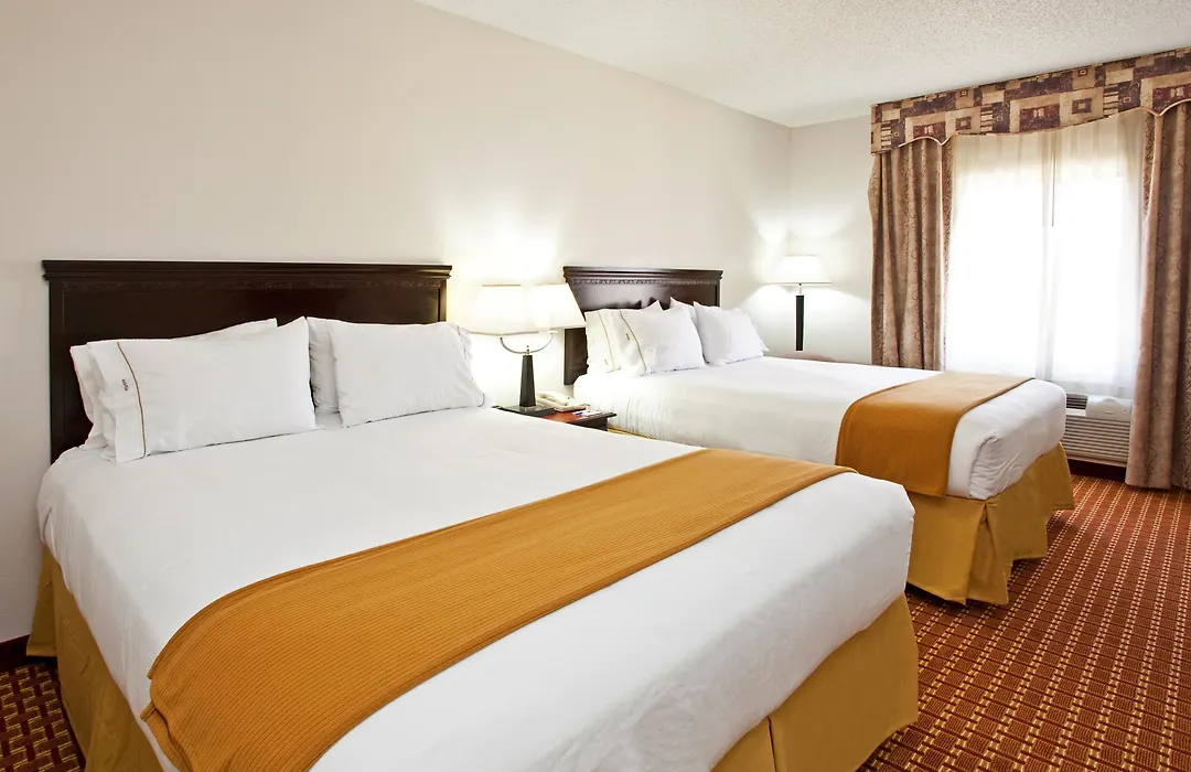 Holiday Inn Express Clanton-1