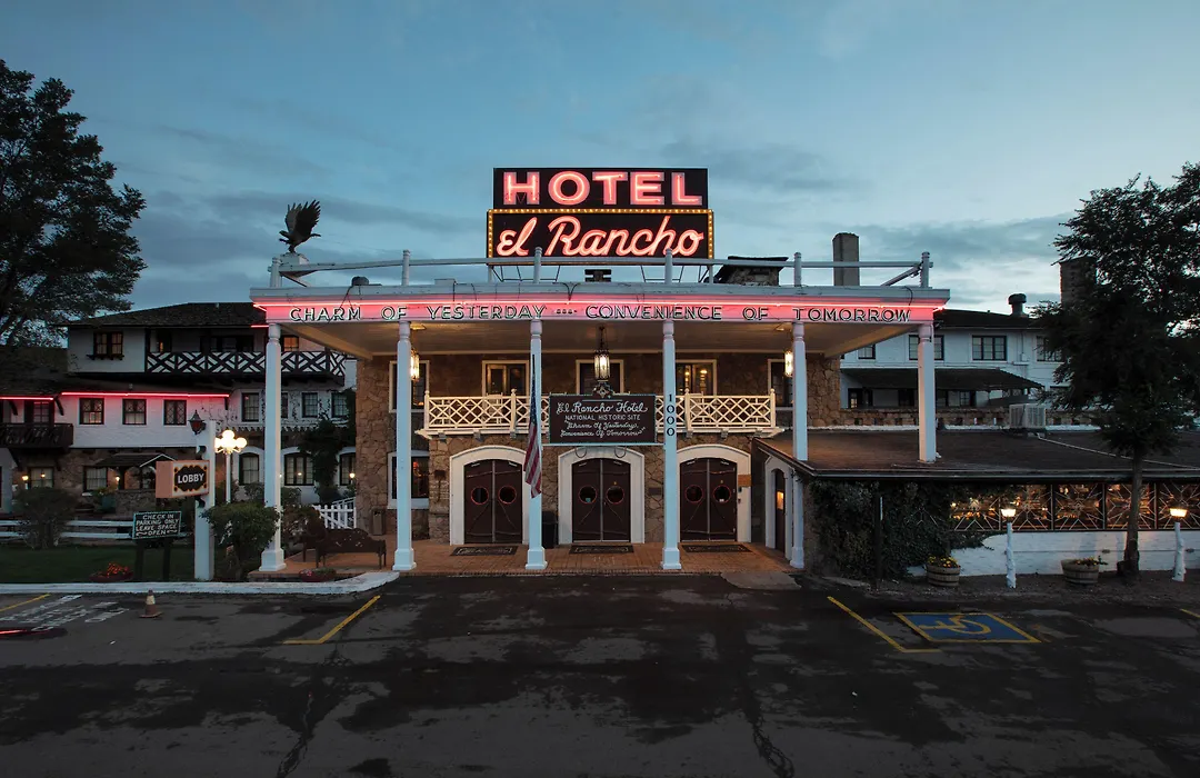 Hotel El Rancho-1
