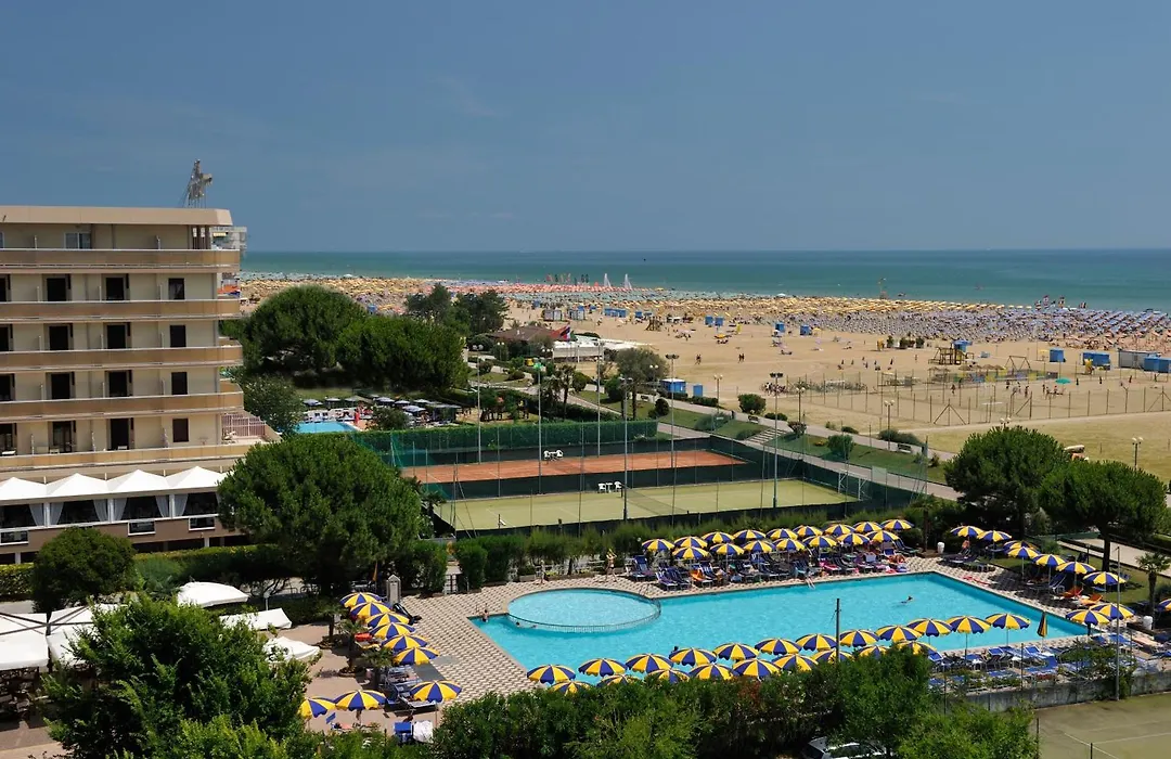 Hotel Excelsior-1