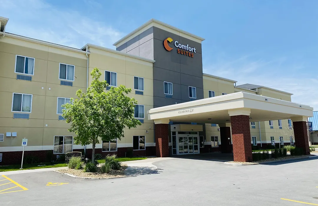 Comfort Suites Coralville I-80-1