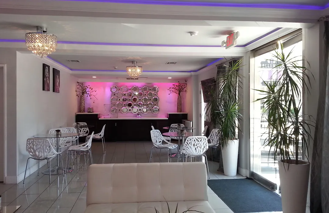 Hollywood VIP Hotel-1