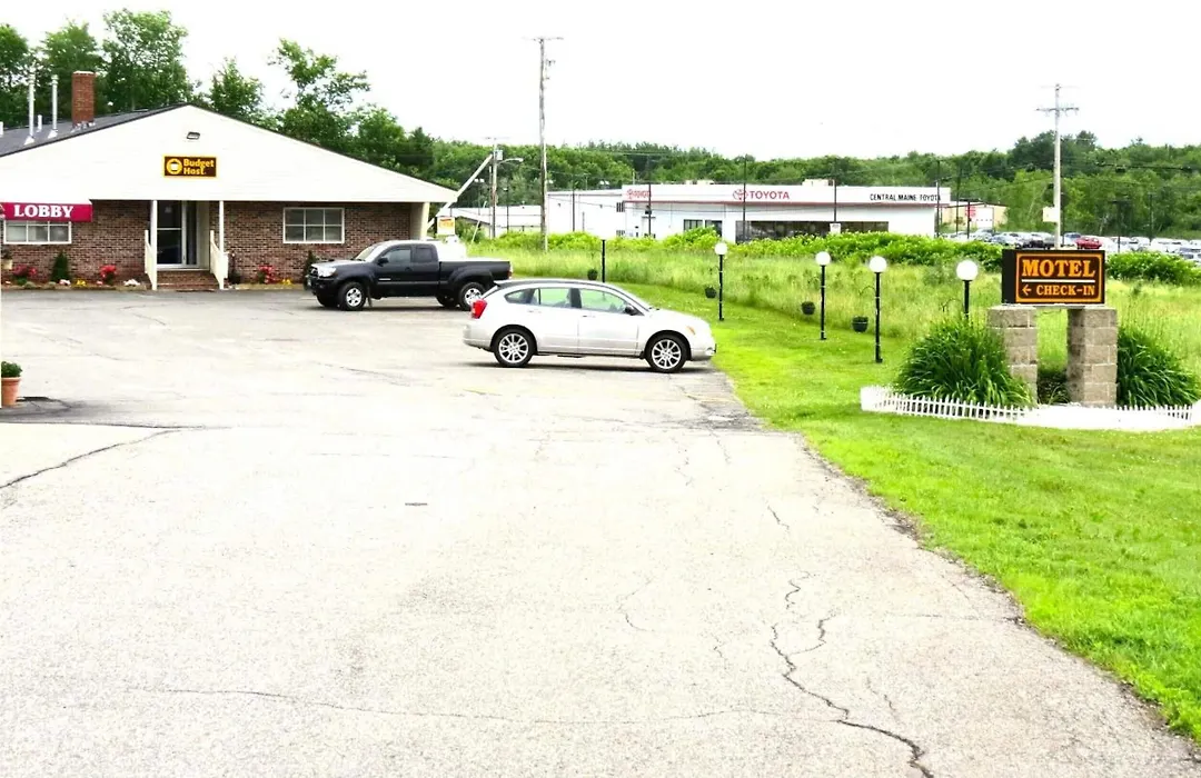 Budget Host Airport Inn-1