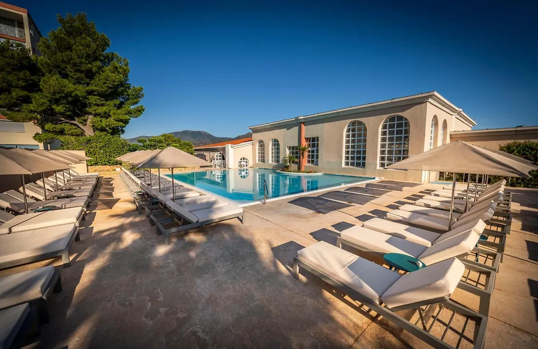 Hôtel Côté Thalasso-1