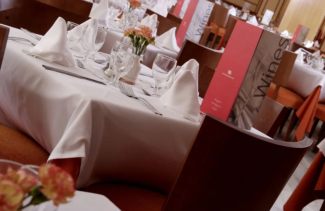 Hotel Clumba-1