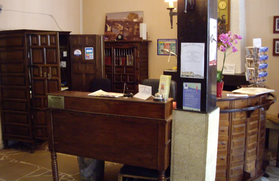 Hotel Du Pont Vieux-1