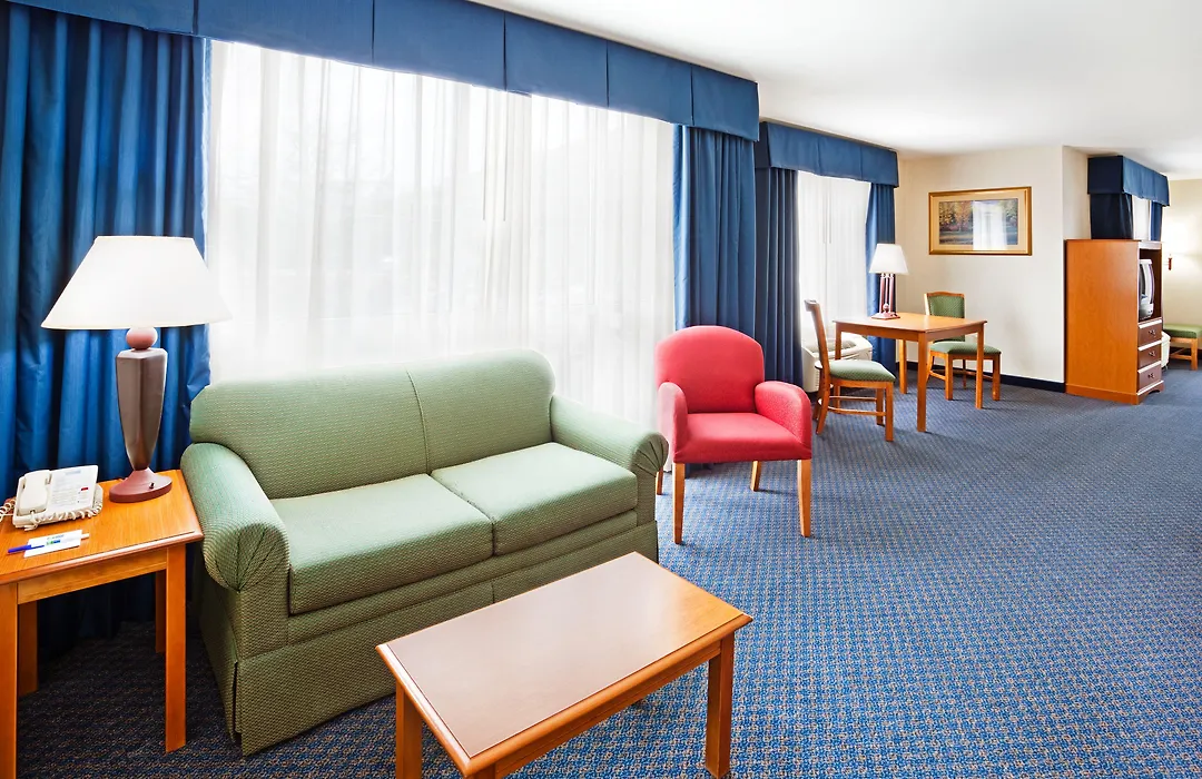 Holiday Inn Express Hotel & Suites Cherokee-Casino By Ihg-1