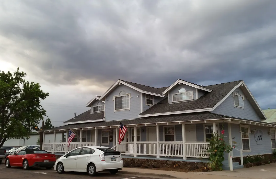 Canyon Country Inn-1