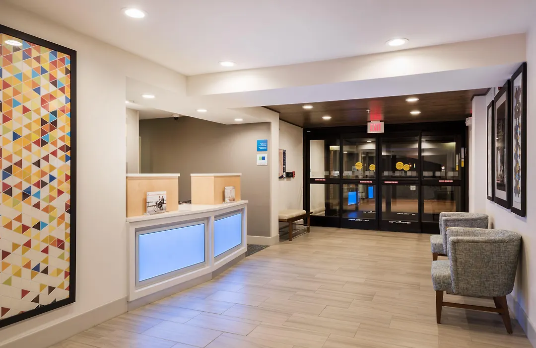 Holiday Inn Express Warrenton By Ihg-1
