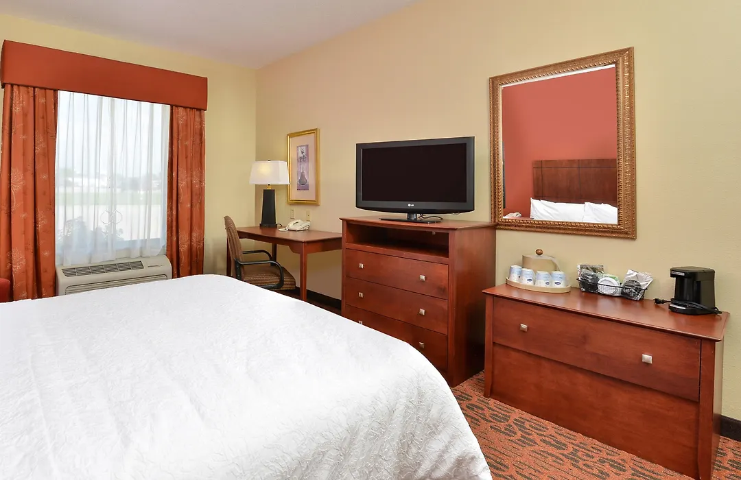 Hampton Inn Keokuk-1
