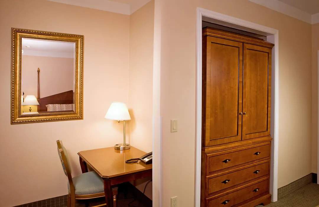 Brand Plaza Hotel-1