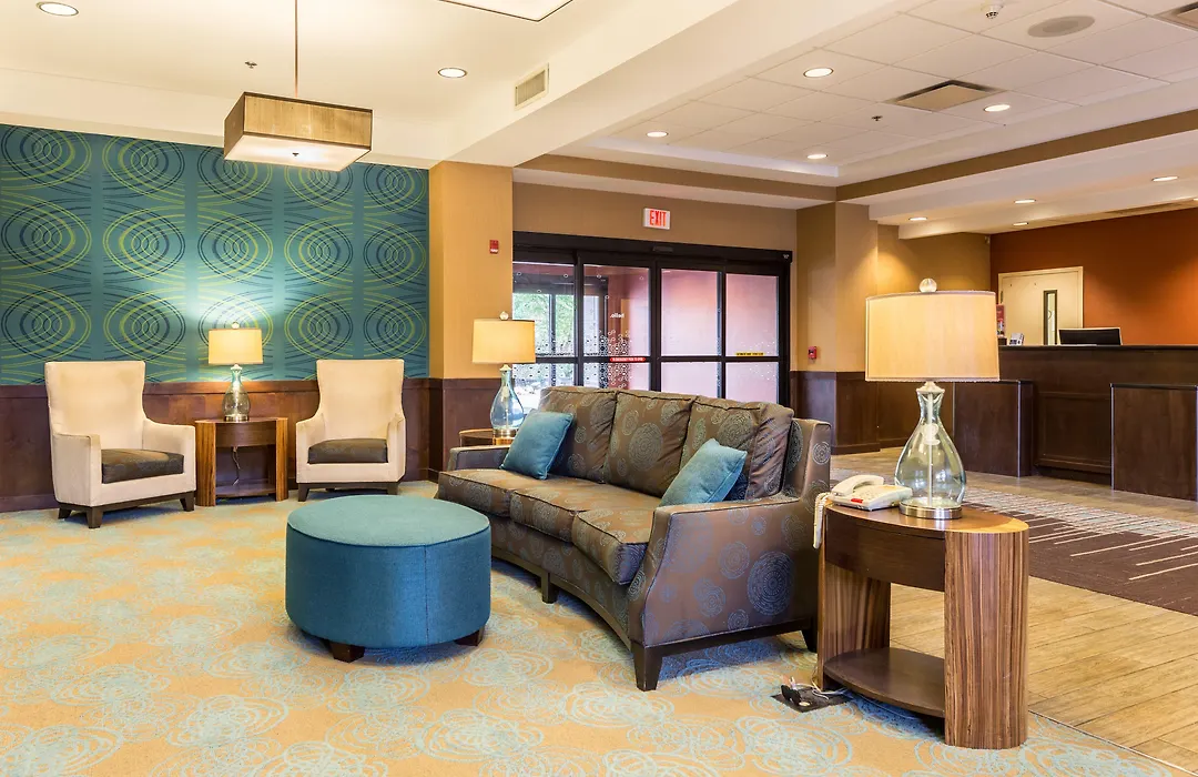 Hampton Inn & Suites Burlington-1