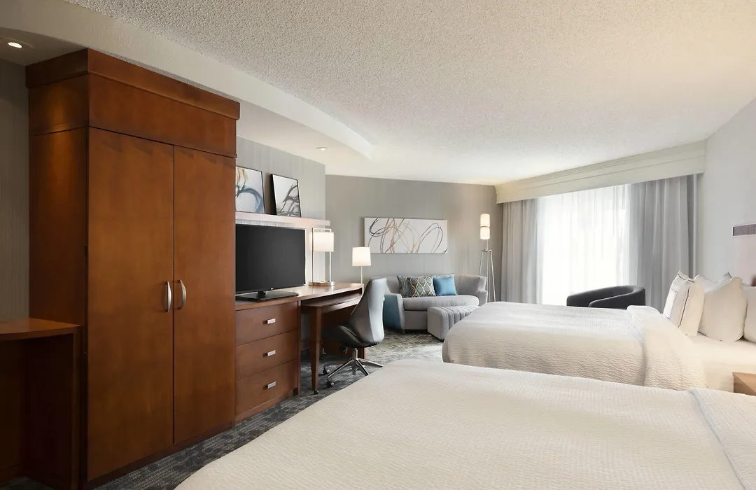 Courtyard By Marriott Fort Smith Downtown-1