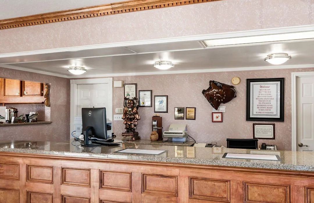 Econo Lodge Jasper-1