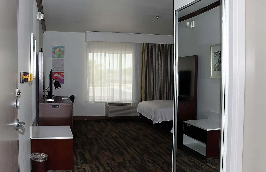 Hampton Inn And Suites Stephenville-1