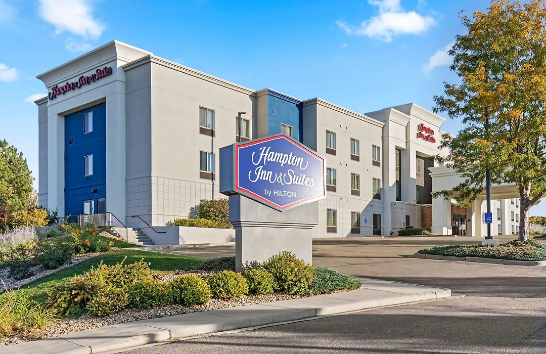 Hampton Inn & Suites Greeley-1