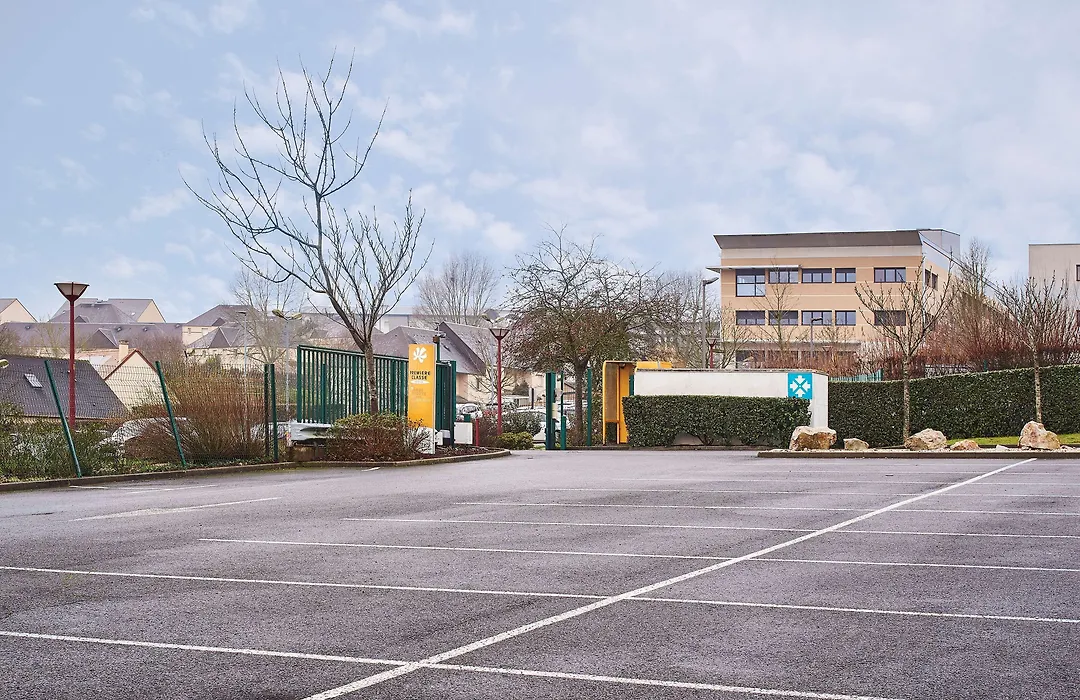 Premiere Classe Le Mans Ouest Universite-1