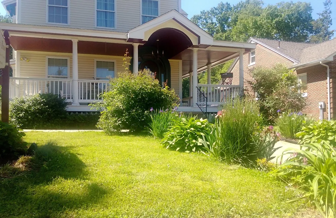 Naomi'S Inn Bed & Breakfast-1