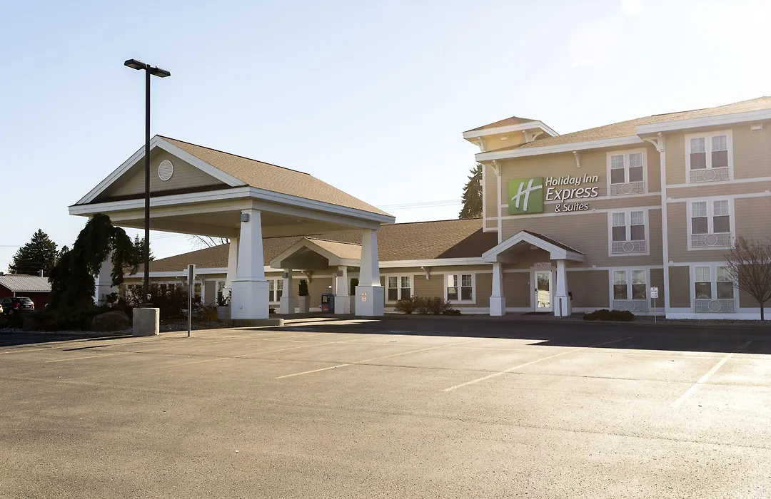 Holiday Inn Express & Suites Iron Mountain By Ihg-1