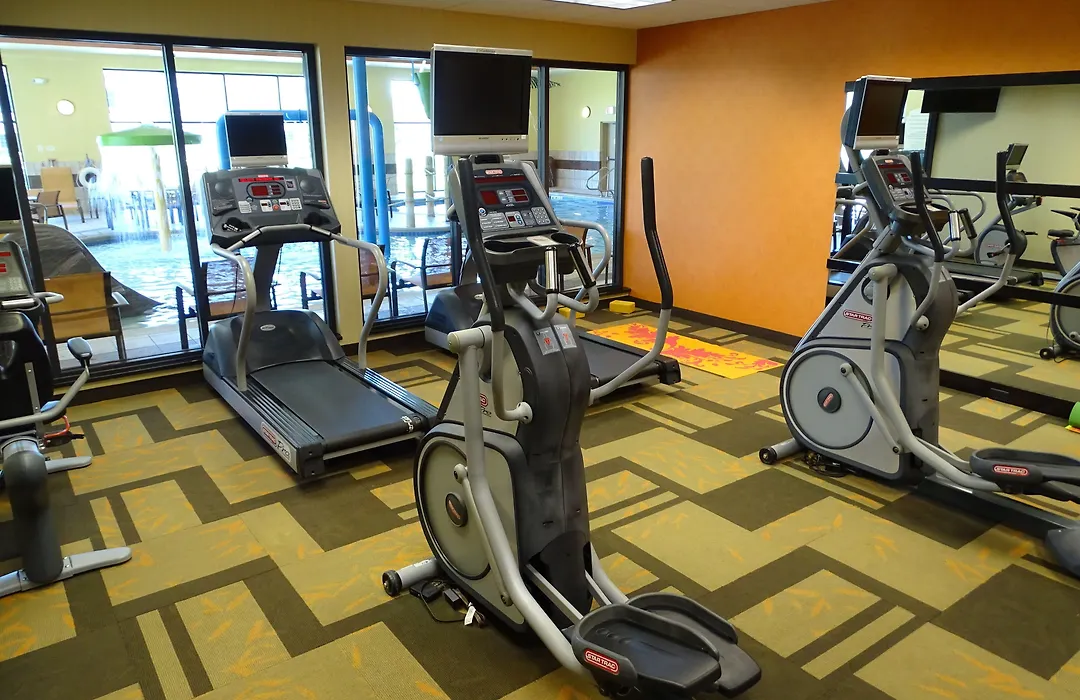 Courtyard By Marriott Madison West / Middleton-1
