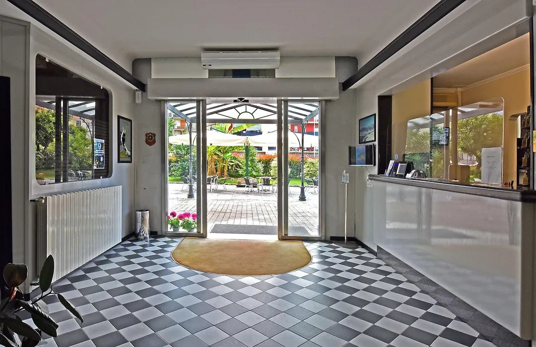 Hotel Sud Est By Fam Rossetti-1