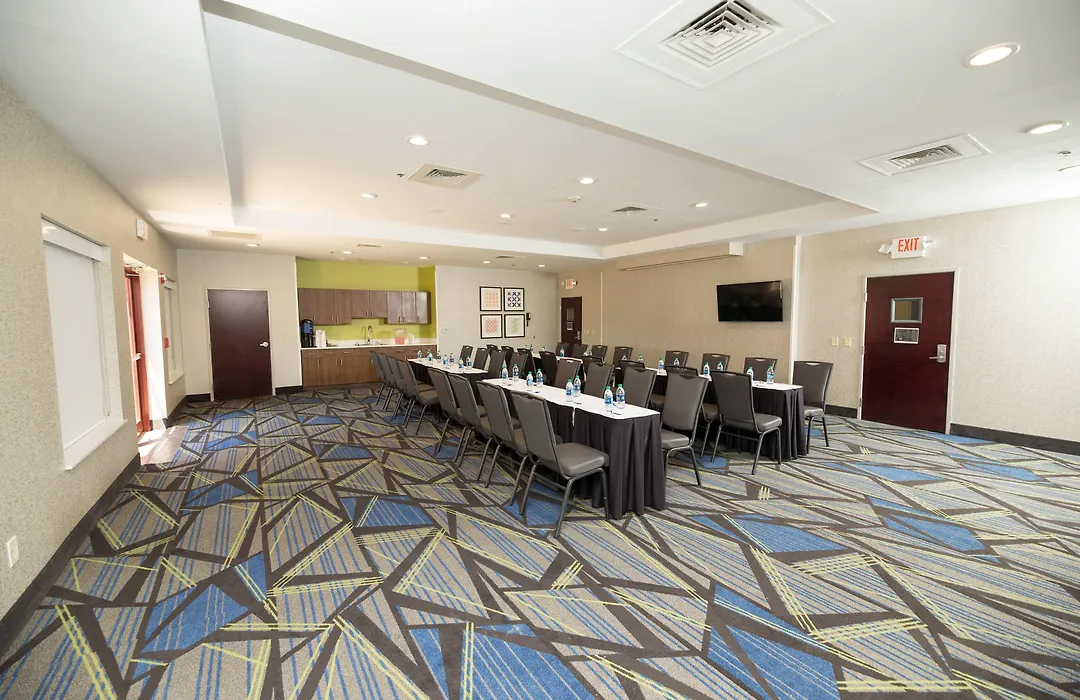 Holiday Inn Express Hotel & Suites Clinton By Ihg-1