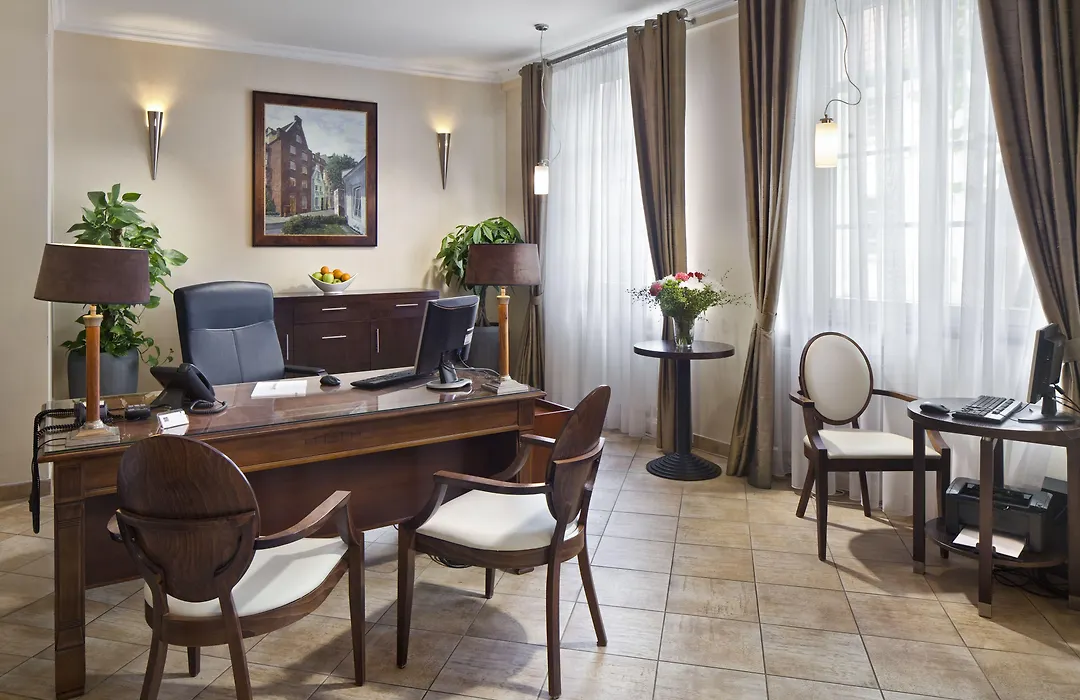 Hotel Bonum Old Town-1