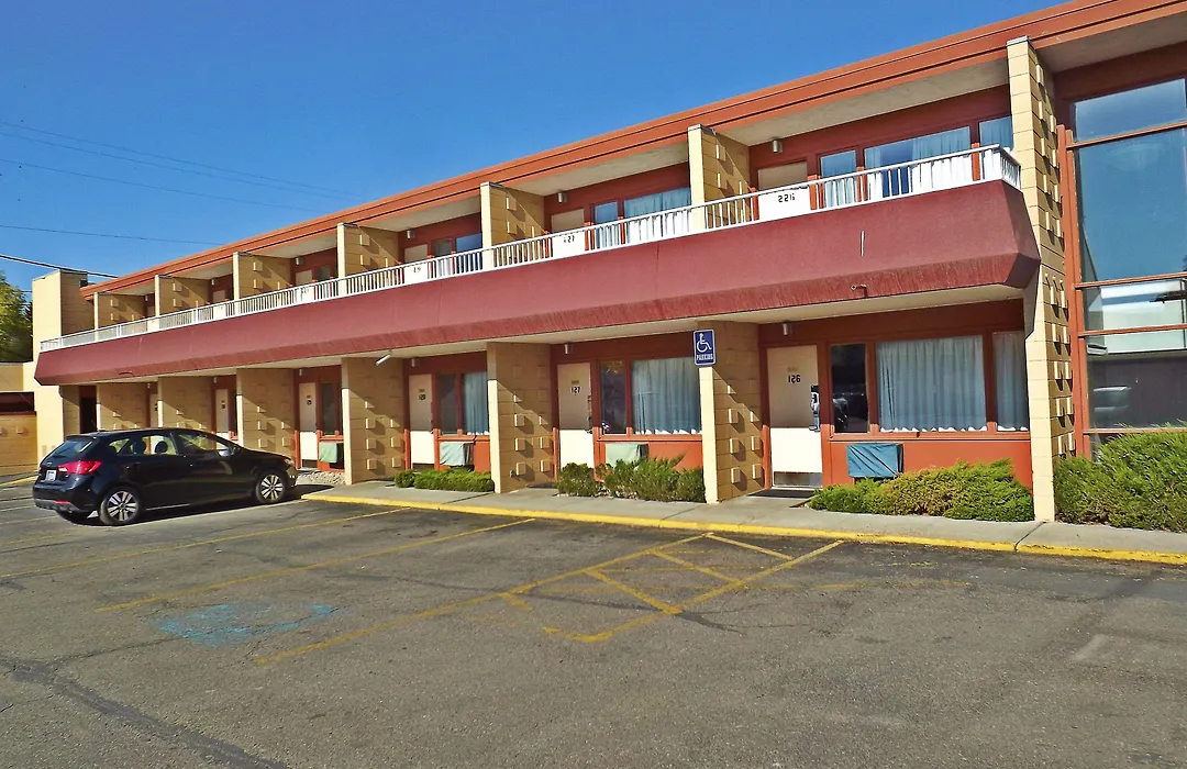 Travelodge By Wyndham Kalispell-1