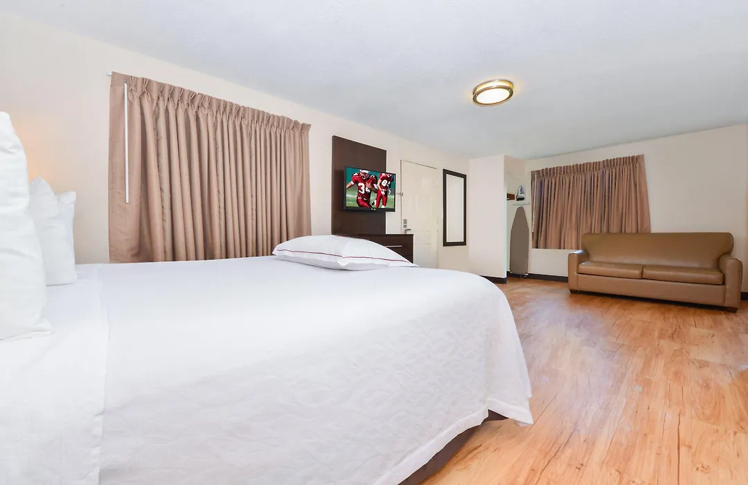 Red Roof Inn Plus+ & Suites Guilford-1