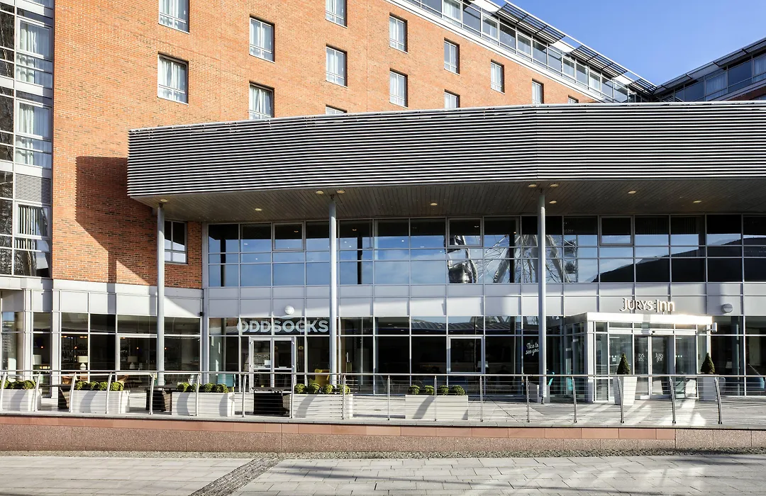 Leonardo Hotel Liverpool-1