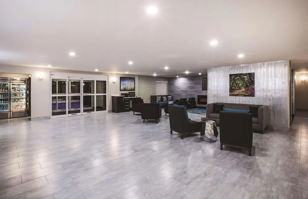 La Quinta By Wyndham Walker - Denham Springs-1