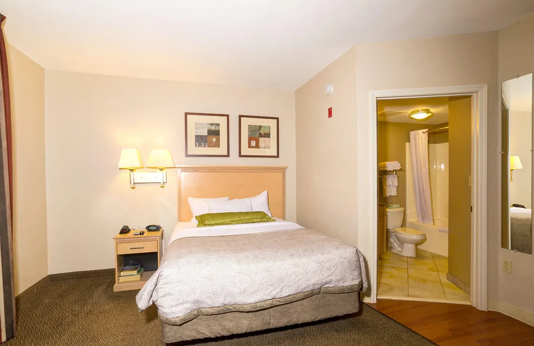 Candlewood Suites Fort Myers Interstate 75 By Ihg-1