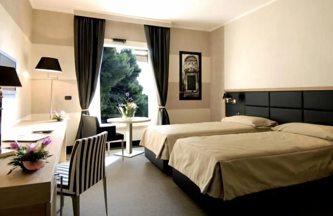 Hotel Pineta Wellness & Spa-1