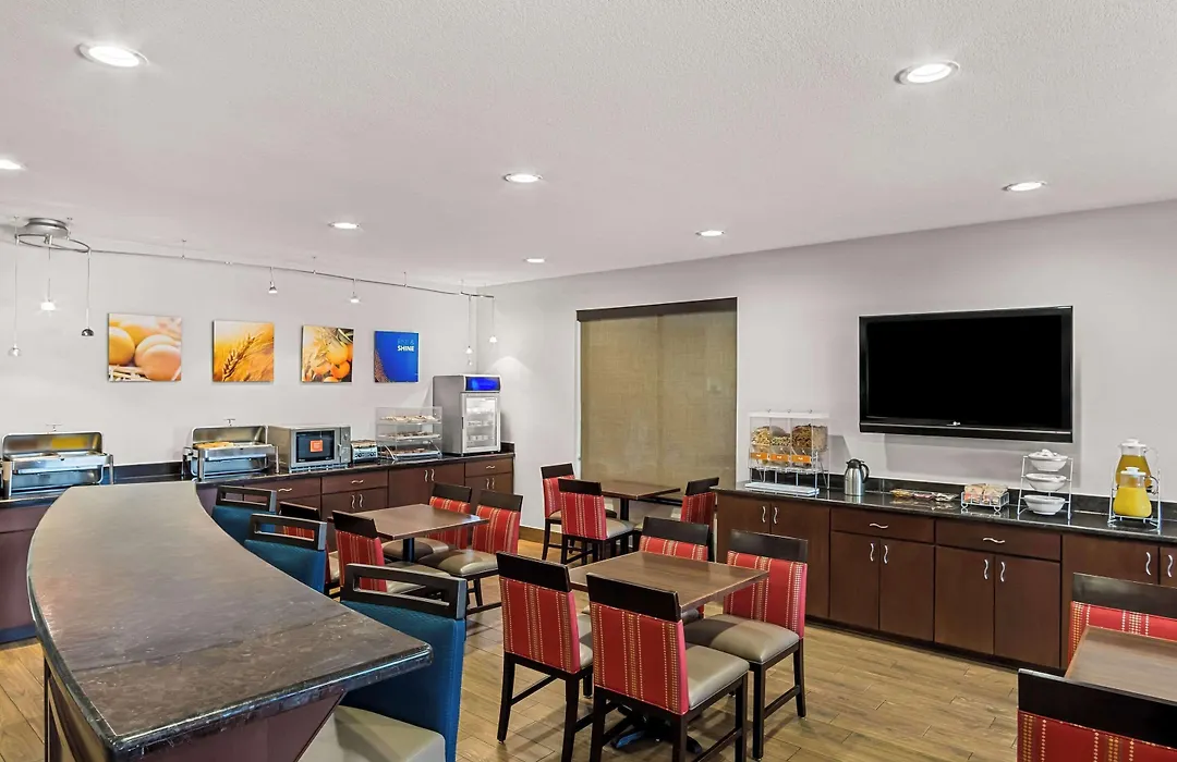 Comfort Suites Lindale-1