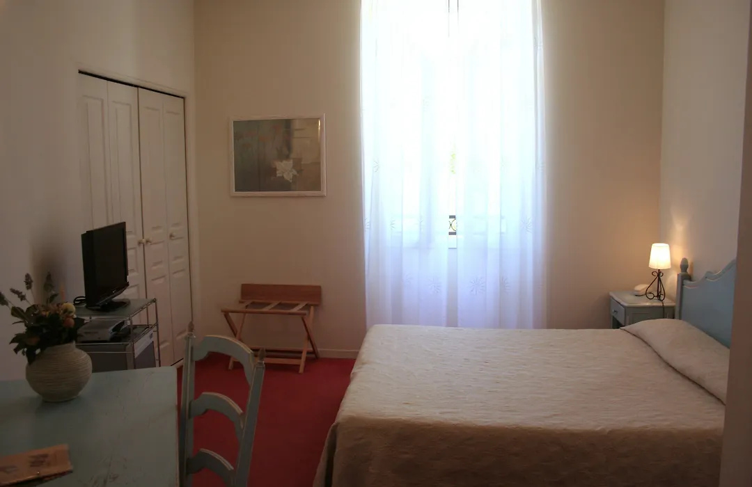 Hotel Les Cigales-1