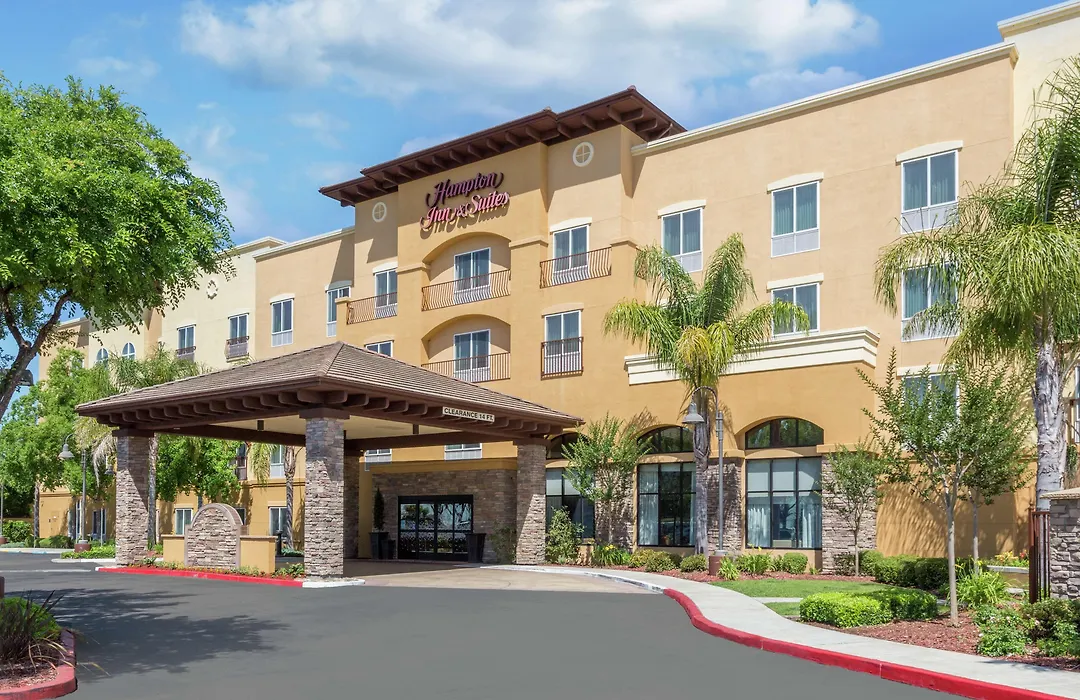 Hampton Inn & Suites Lodi-1
