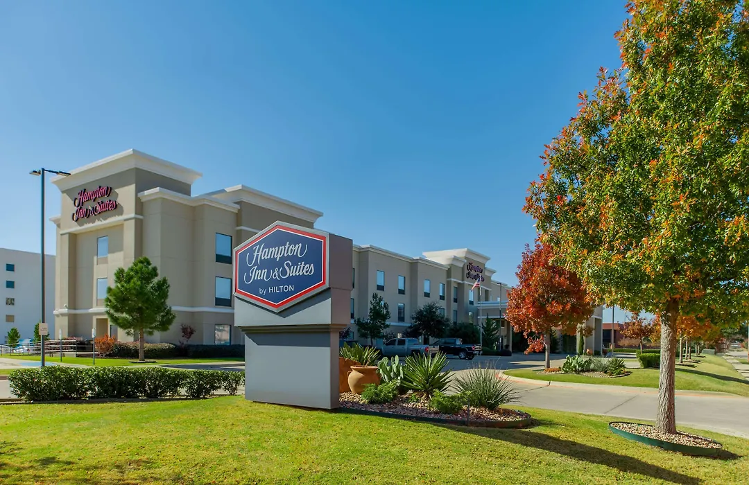 Hampton Inn & Suites Fort Worth-Fossil Creek-1