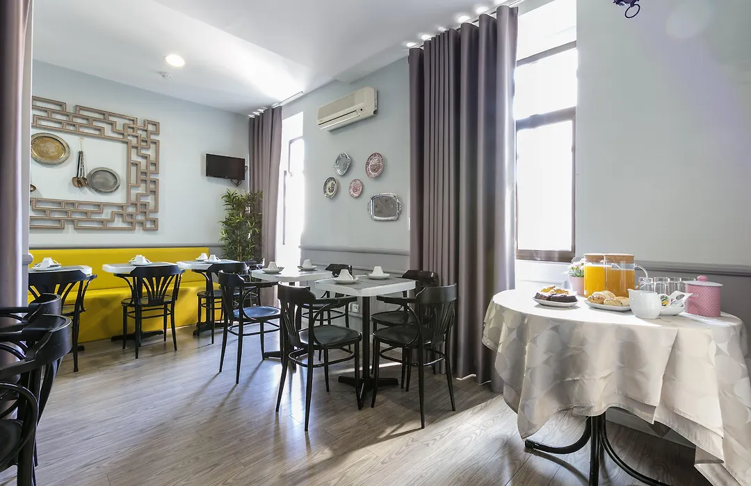 Guest House Porto Clerigus-1