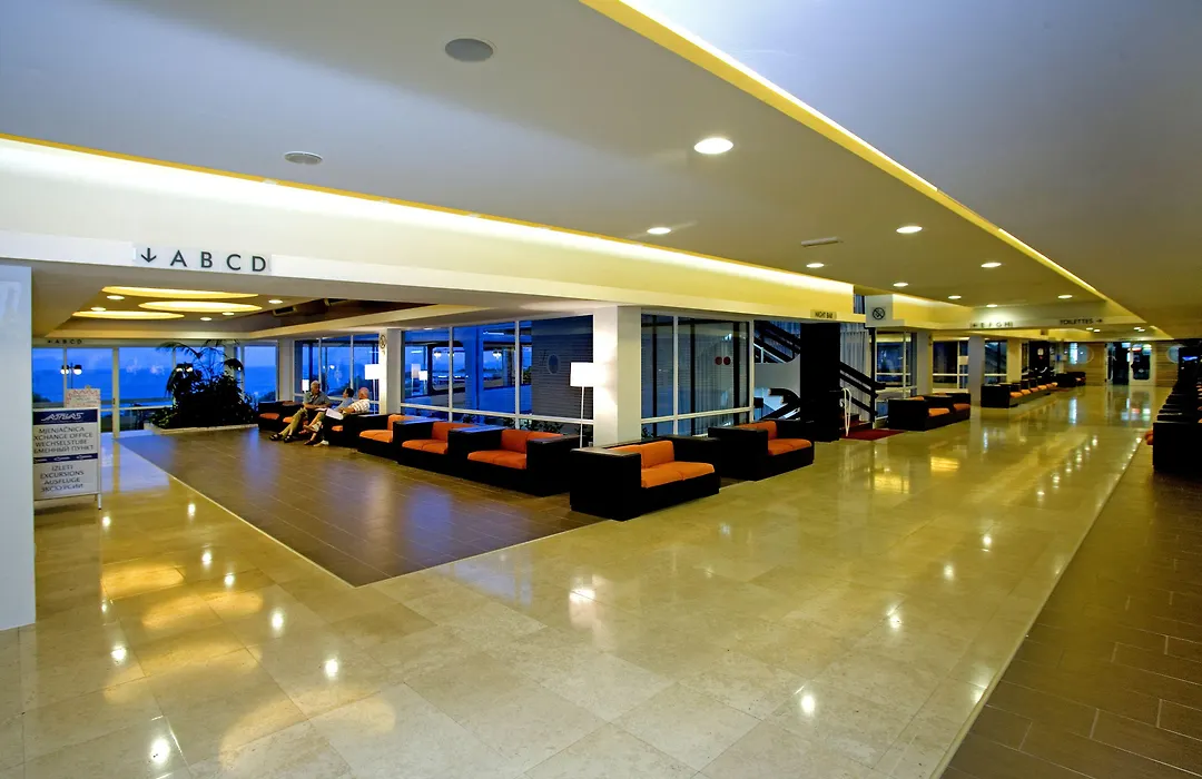 Hotel Delfin Plava Laguna-1