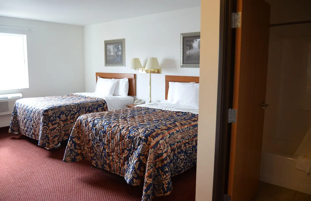 Econo Lodge Rice Lake-1