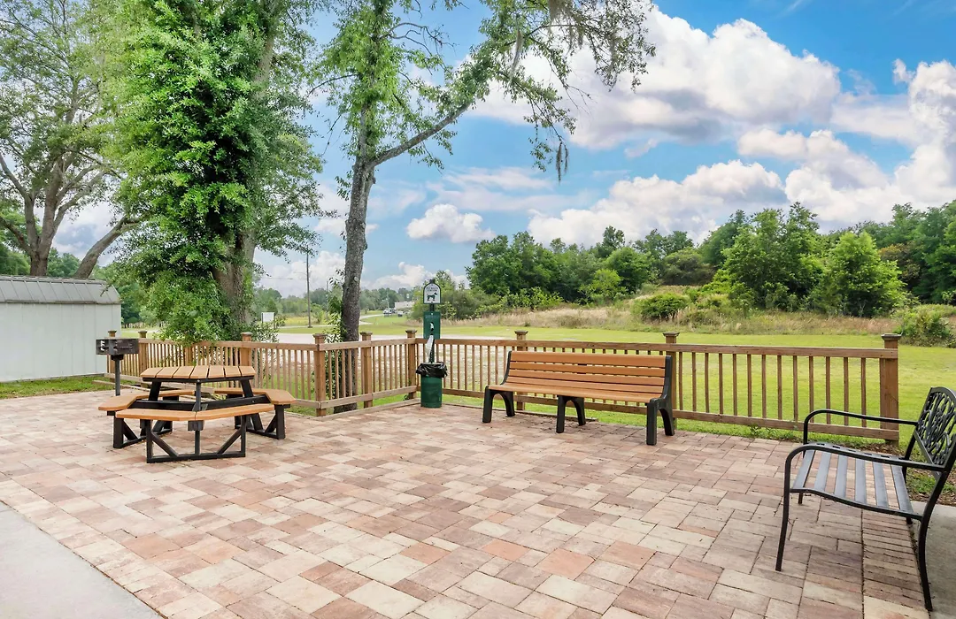Microtel Inn & Suites By Wyndham Brooksville-1