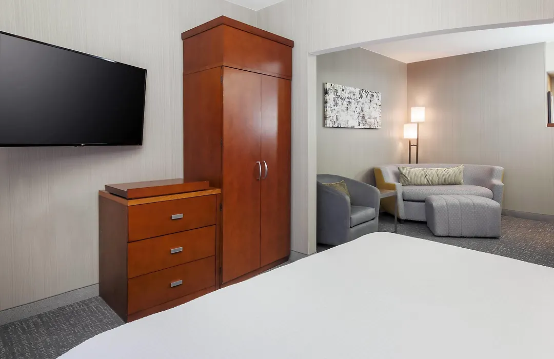 Courtyard By Marriott Dallas Arlington South-1
