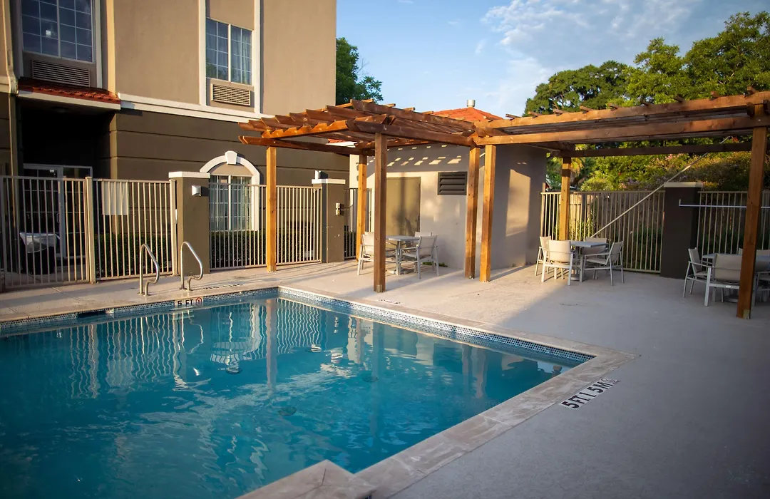 La Quinta By Wyndham Houston East At Normandy-1