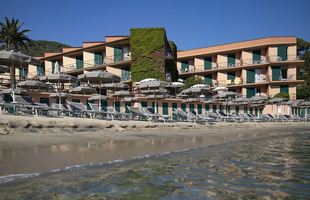 Hotel Desiree-1